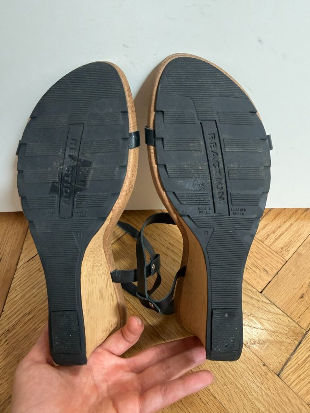 Kenneth Cole Reaction Black Strap Wedge Sandals Size 11 – Cork/Wood Wedge, 3.5” - Picture 5 of 5